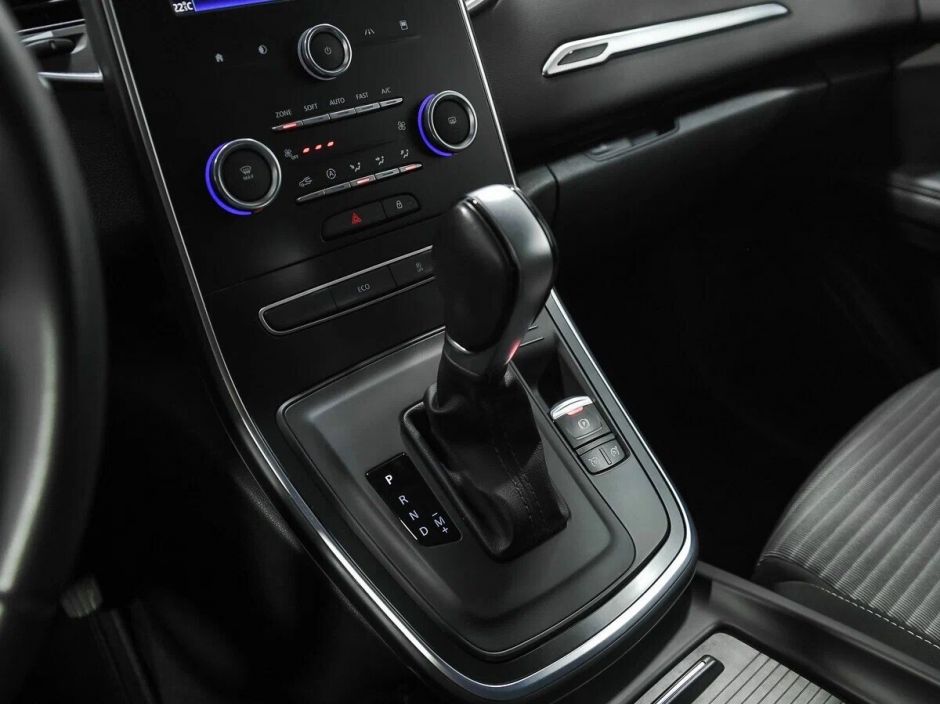 Renault Scenic 1.5 РКПП, 2017, 73 000 км фото 7