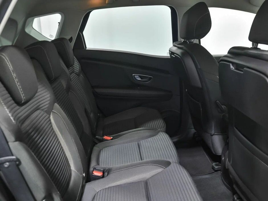 Renault Scenic 1.5 РКПП, 2017, 73 000 км фото 9