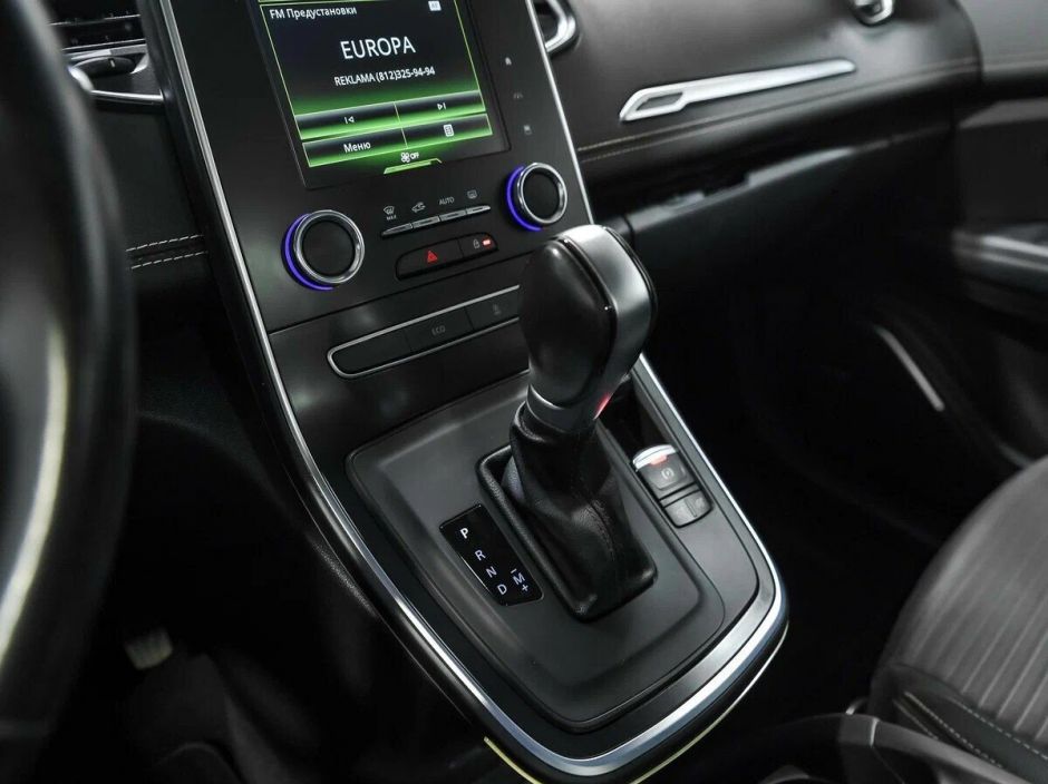 Renault Scenic 1.6 РКПП, 2018, 67 000 км фото 8