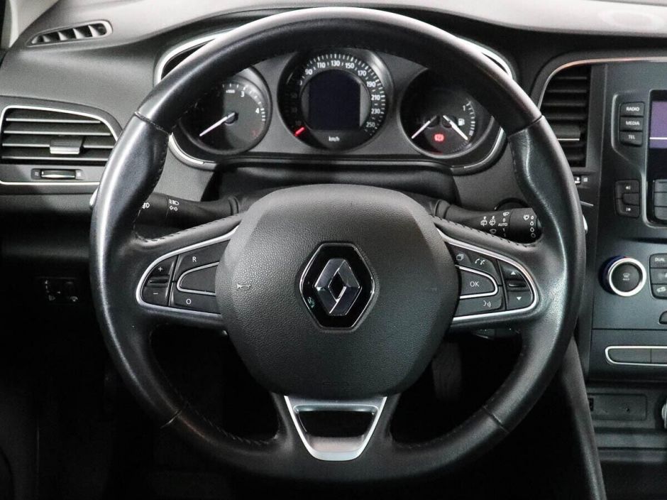 Renault Megane 1.5 МКПП, 2018, 64 000 км фото 6