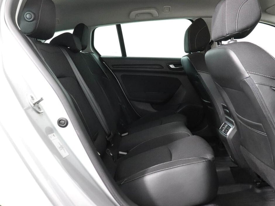 Renault Megane 1.5 МКПП, 2018, 64 000 км фото 9