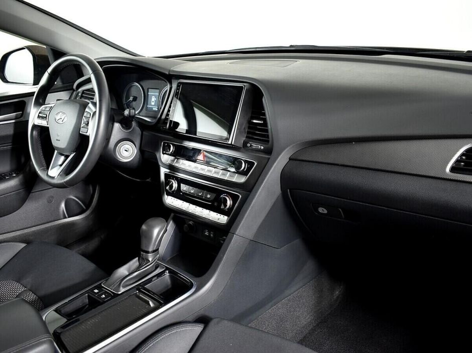 Hyundai Sonata 2.5 АКПП, 2019, 59 000 км фото 8