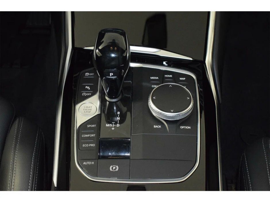 BMW 3 серии 2.0 АКПП, 2020, 50 000 км фото 8