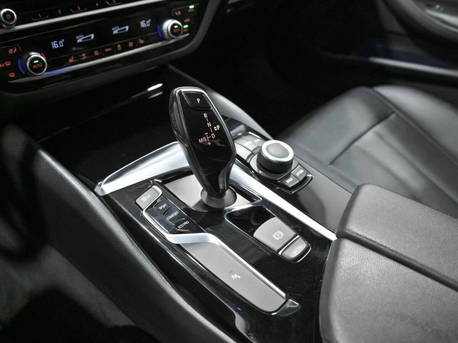 BMW 5 серии 2.0 АКПП, 2018, 63 000 км фото 8