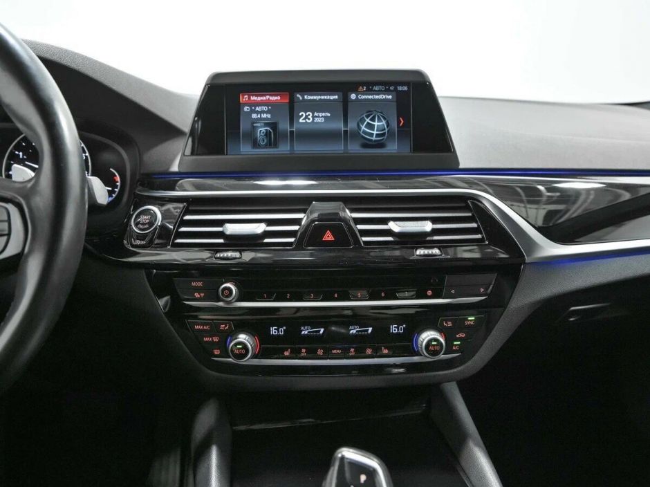 BMW 5 серии 2.0 АКПП, 2018, 63 000 км фото 9