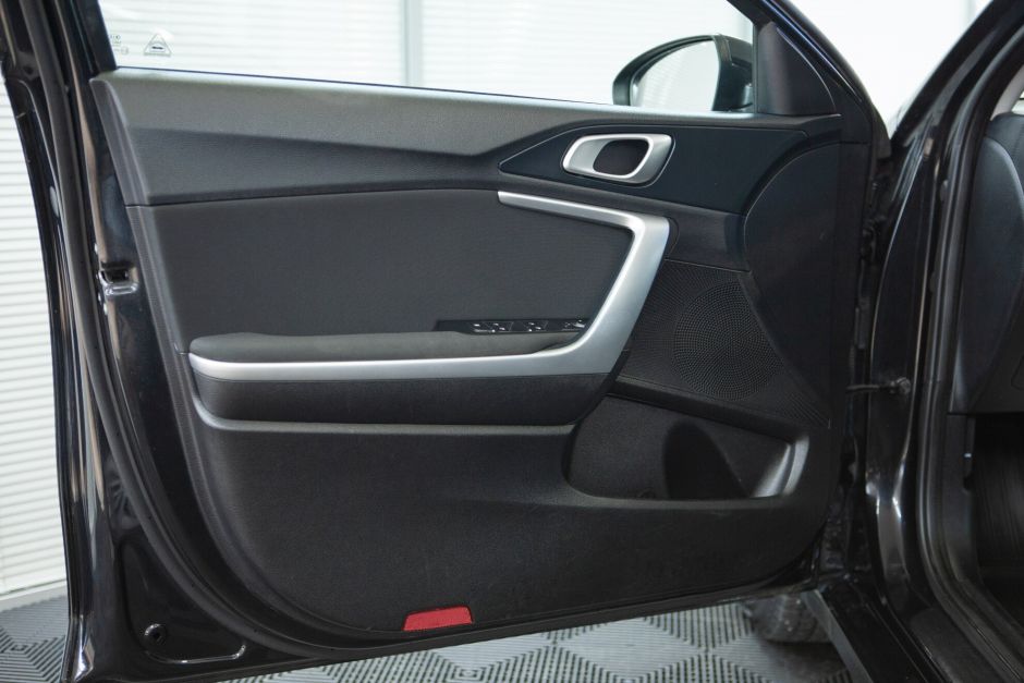 Kia Ceed 1.6 АКПП, 2019, 57 115 км фото 11