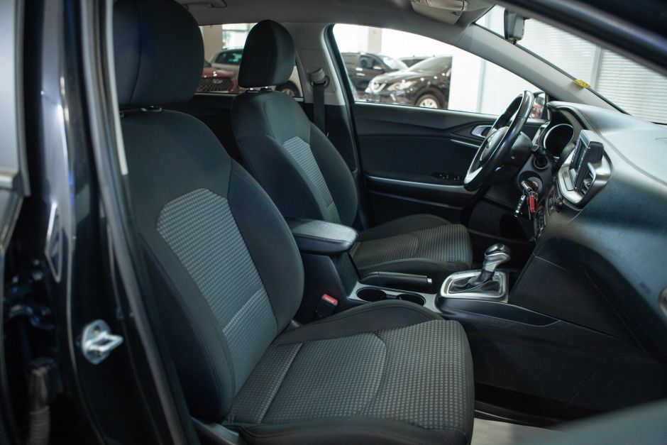 Kia Ceed 1.6 АКПП, 2019, 57 115 км фото 13