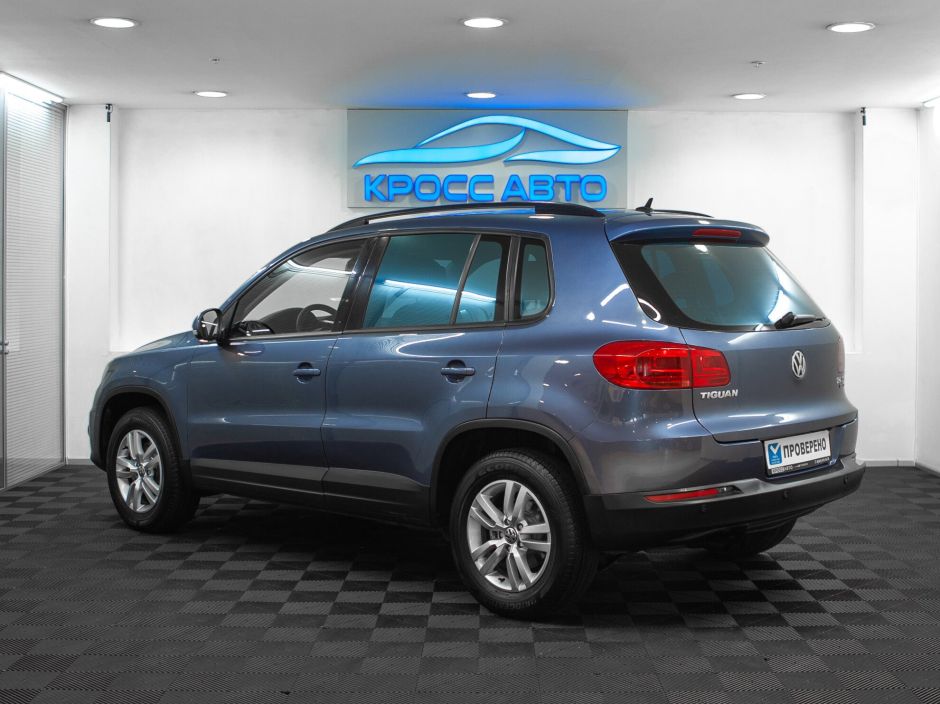 Volkswagen Tiguan 2.0 АКПП, 2011, 124 258 км фото 4