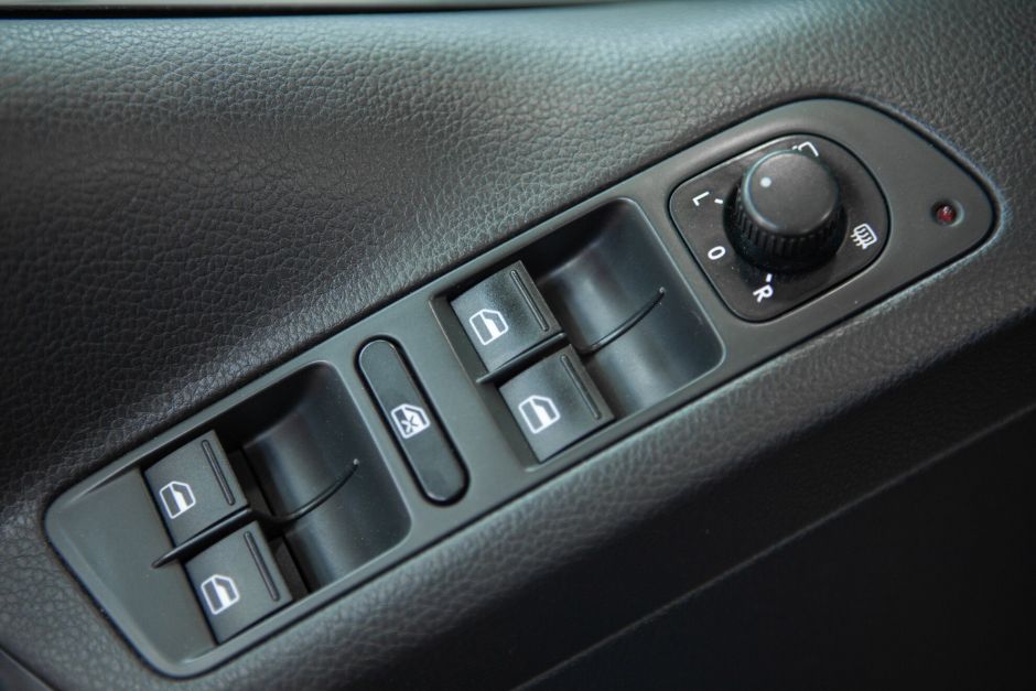 Volkswagen Tiguan 2.0 АКПП, 2011, 124 258 км фото 15