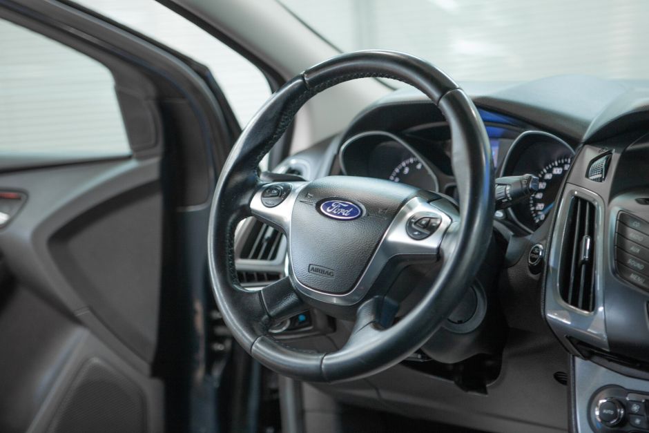 Ford Focus 1.6 РКПП, 2011, 107 259 км фото 7