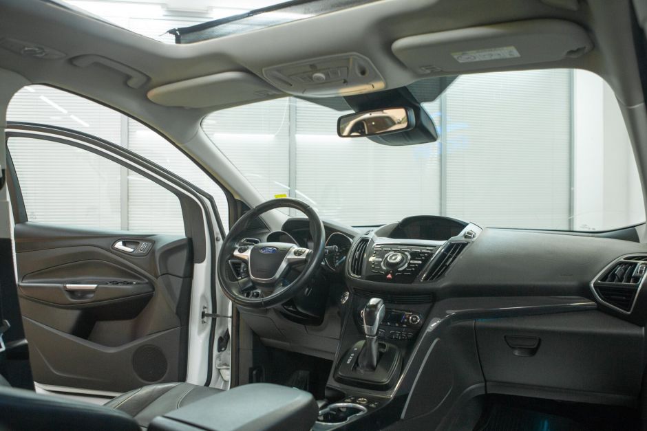 Ford Kuga 1.6 АКПП, 2014, 136 000 км фото 5