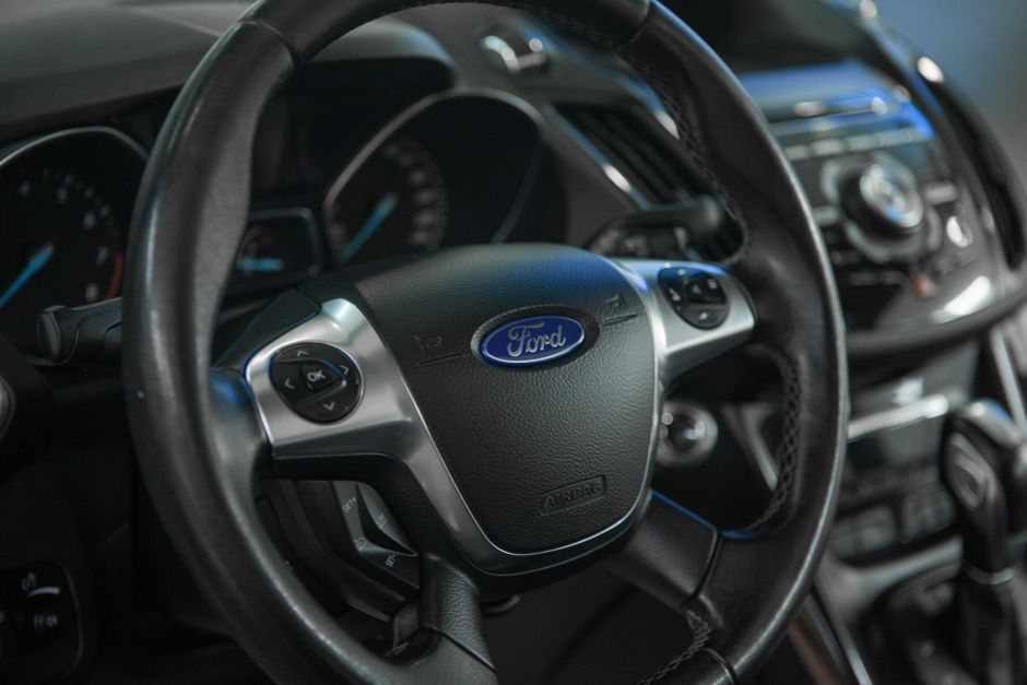 Ford Kuga 1.6 АКПП, 2014, 136 000 км фото 11