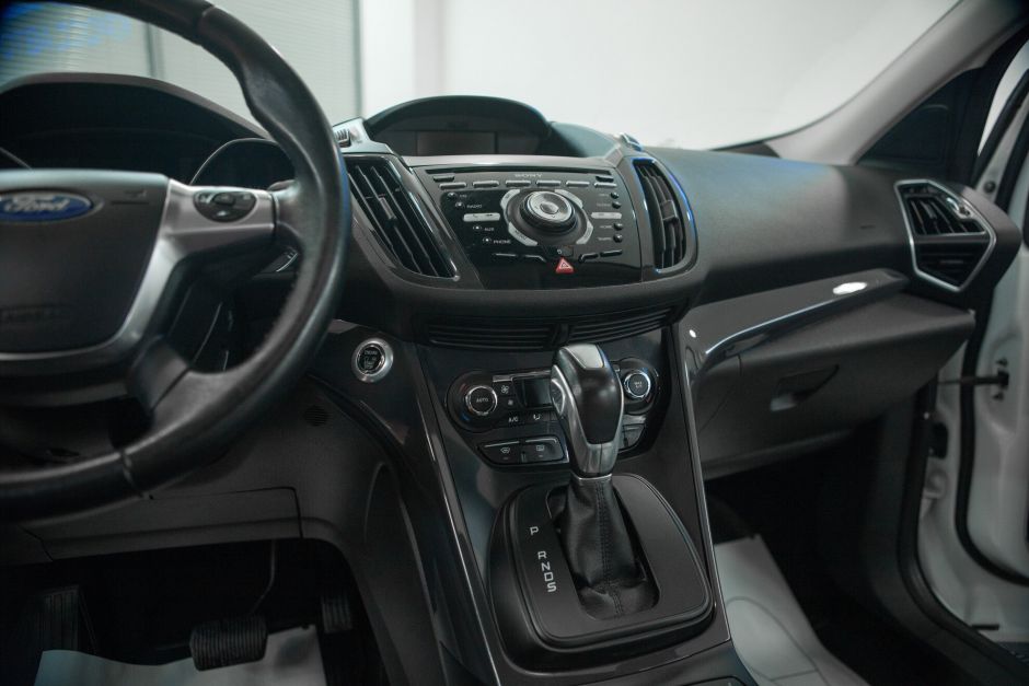 Ford Kuga 1.6 АКПП, 2014, 136 000 км фото 12