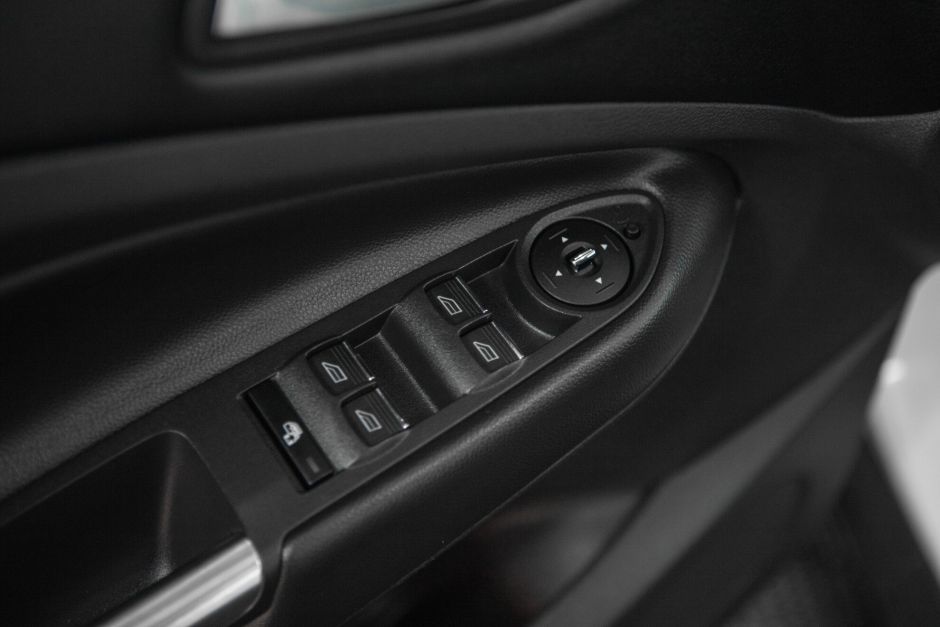 Ford Kuga 1.6 АКПП, 2014, 136 000 км фото 17