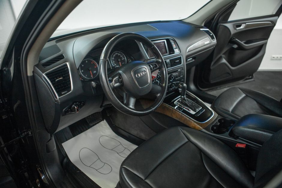 Audi Q5 2.0 РКПП, 2011, 143 653 км фото 10