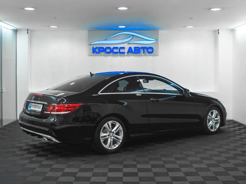 Mercedes-Benz E-Класс 2.0 АКПП, 2014, 138 116 км фото 2
