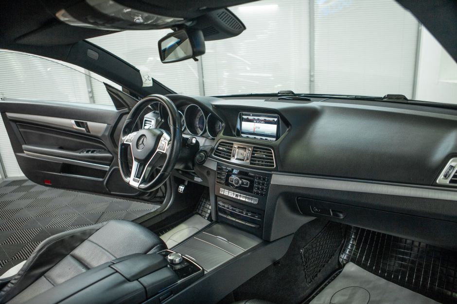 Mercedes-Benz E-Класс 2.0 АКПП, 2014, 138 116 км фото 6