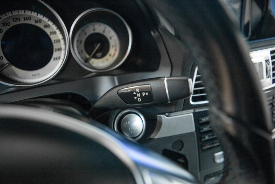 Mercedes-Benz E-Класс 2.0 АКПП, 2014, 138 116 км фото 13