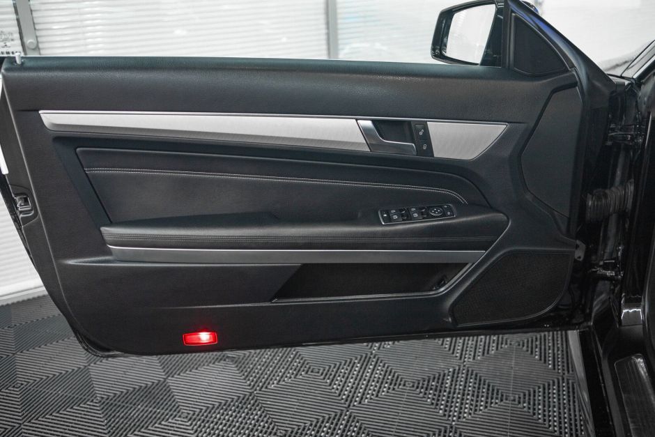 Mercedes-Benz E-Класс 2.0 АКПП, 2014, 138 116 км фото 19