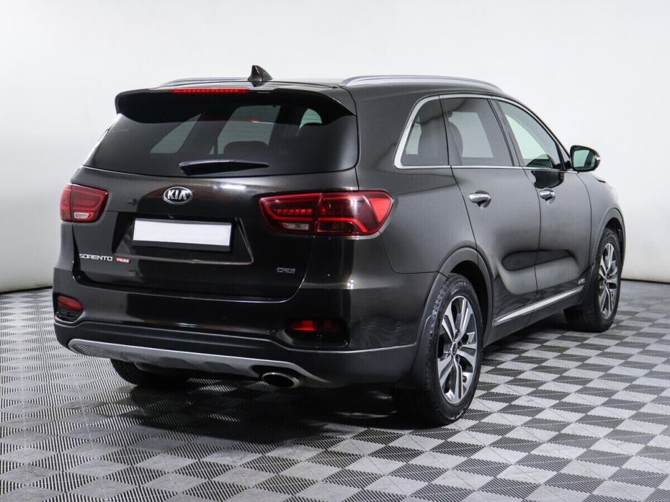 Kia Sorento 2.2 АКПП, 2017, 80 000 км фото 2