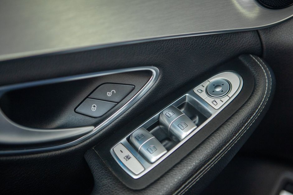 Mercedes-Benz C-Класс 2.0 АКПП, 2015, 123 098 км фото 17