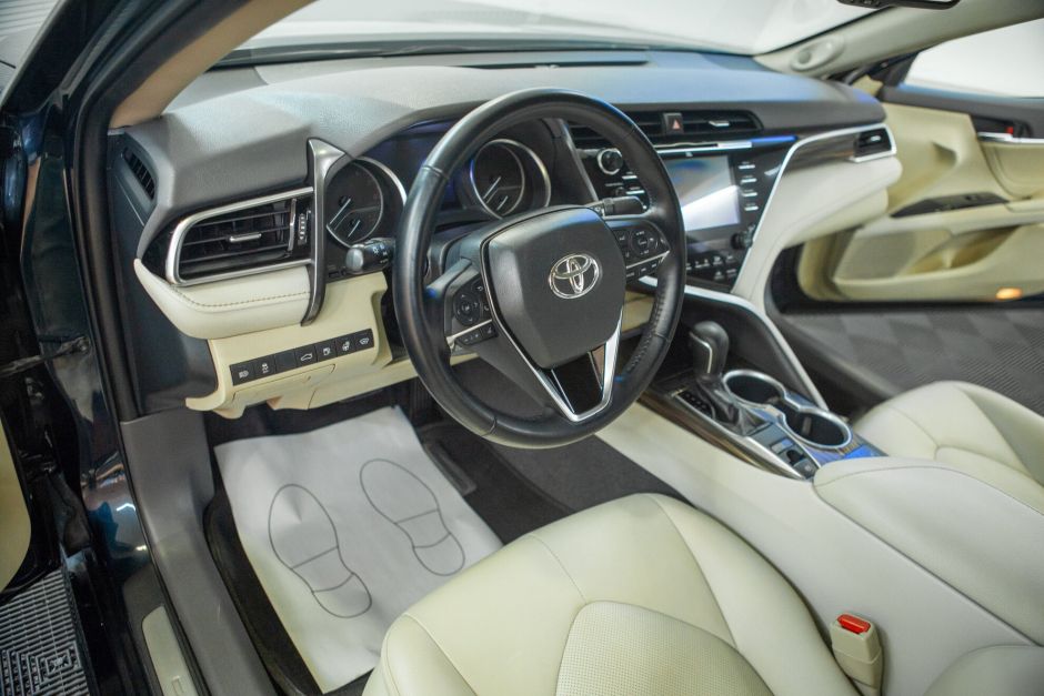 Toyota Camry 3.5 АКПП, 2018, 77 323 км фото 9