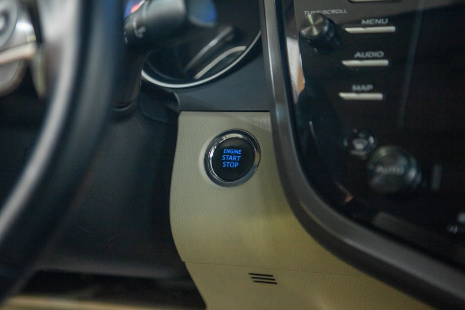 Toyota Camry 3.5 АКПП, 2018, 77 323 км фото 17