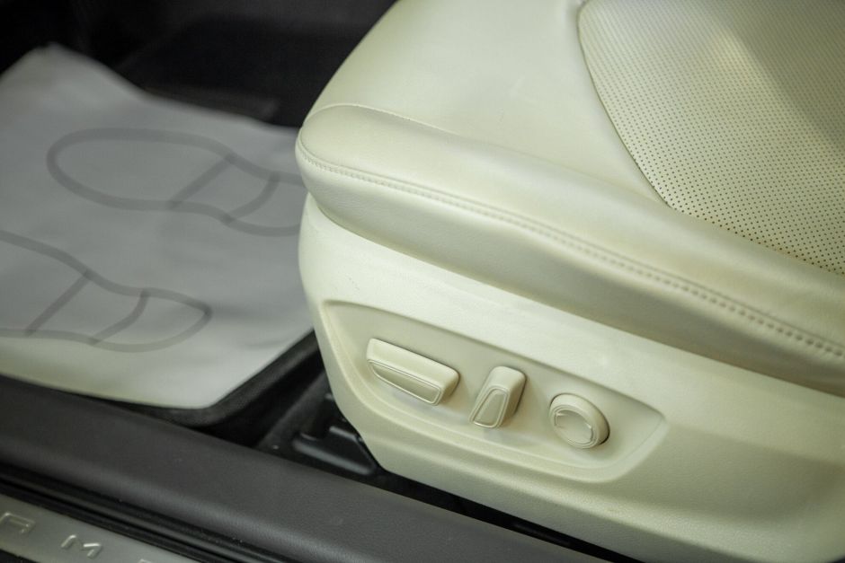 Toyota Camry 3.5 АКПП, 2018, 77 323 км фото 20