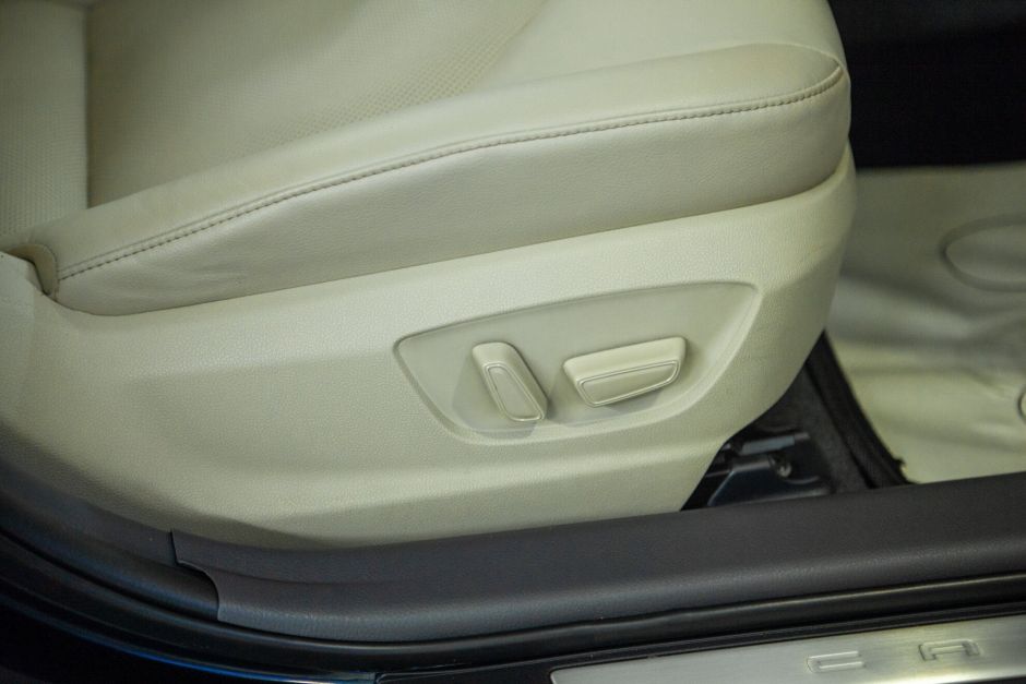 Toyota Camry 3.5 АКПП, 2018, 77 323 км фото 23