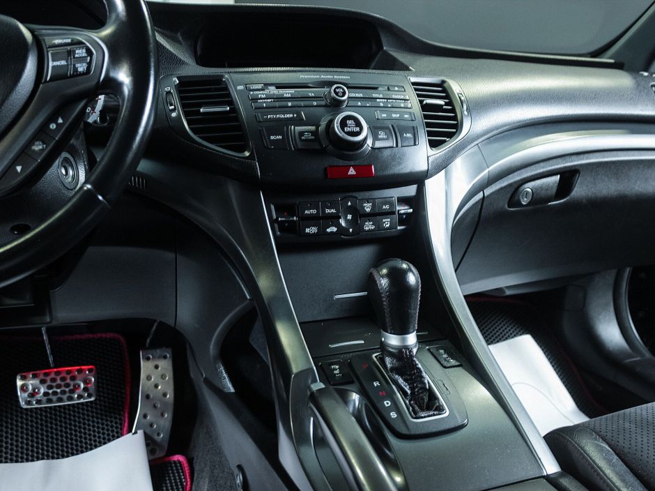 Honda Accord 2.4 АКПП, 2012, 137 115 км фото 7