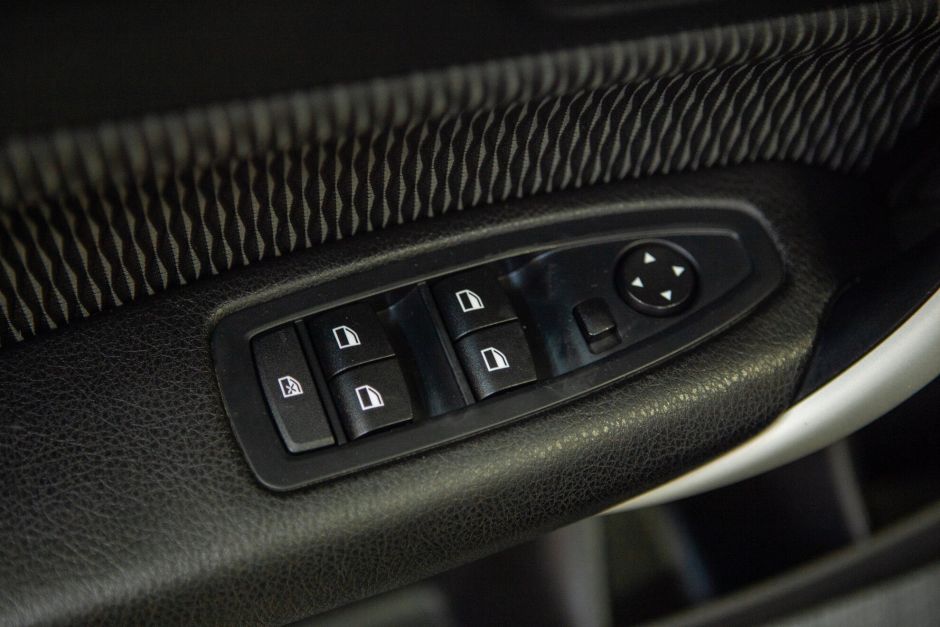 BMW 1 серии 1.6 АКПП, 2013, 136 095 км фото 12