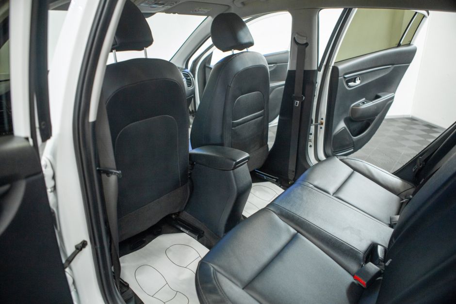 Kia Rio 1.6 АКПП, 2019, 67 258 км фото 6