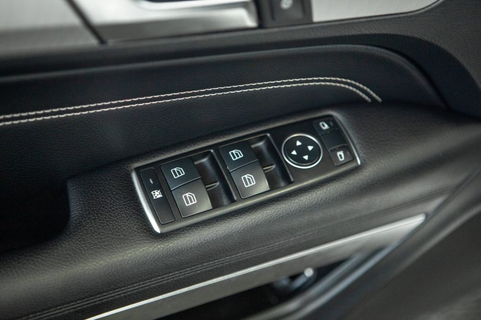 Mercedes-Benz E-Класс 2.0 АКПП, 2014, 120 353 км фото 12