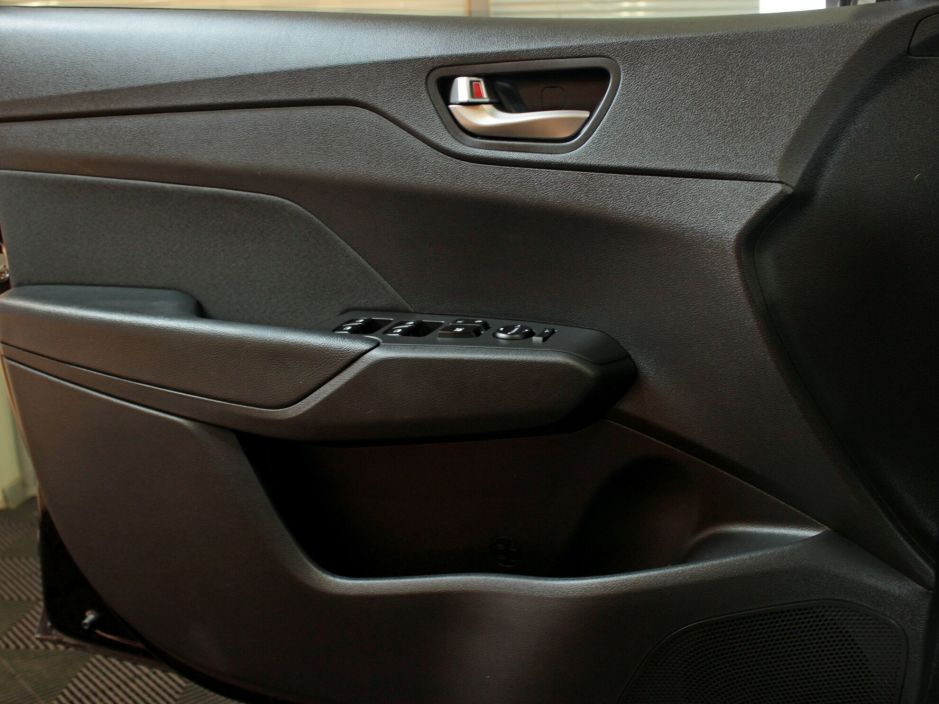 Hyundai Solaris 1.6 АКПП, 2017, 83 702 км фото 12