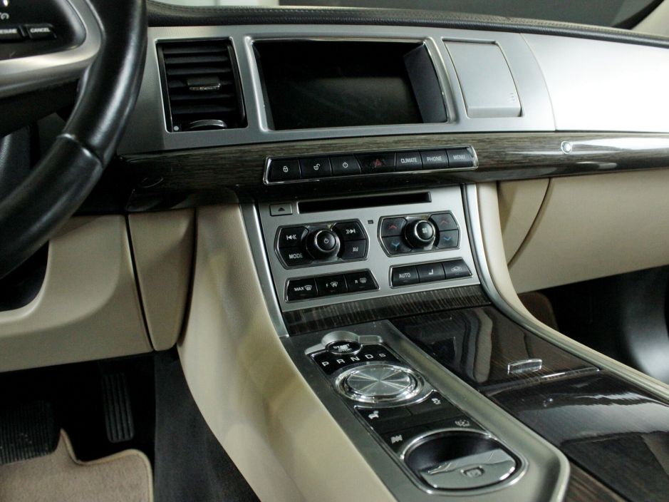 Jaguar XF 3.0 АКПП, 2013, 97 025 км фото 10