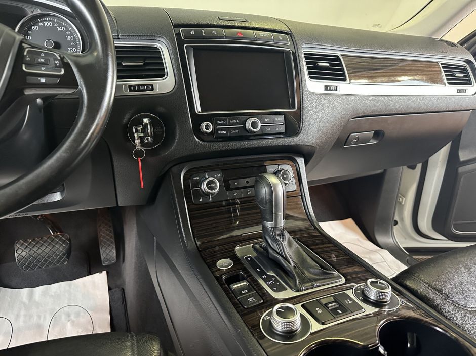 Volkswagen Touareg 3.0 АКПП, 2014, 93 258 км фото 7