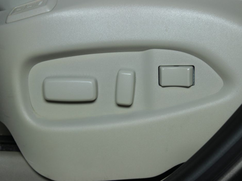 Cadillac SRX 3.0 АКПП, 2011, 152 842 км фото 16