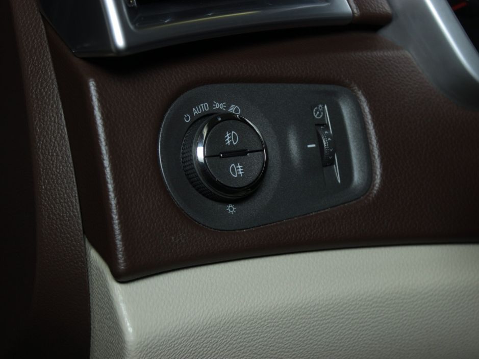 Cadillac SRX 3.0 АКПП, 2011, 152 842 км фото 12