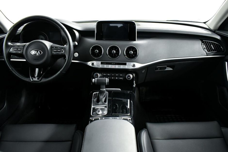 Kia Stinger 2.0 АКПП, 2020, 39 000 км фото 6