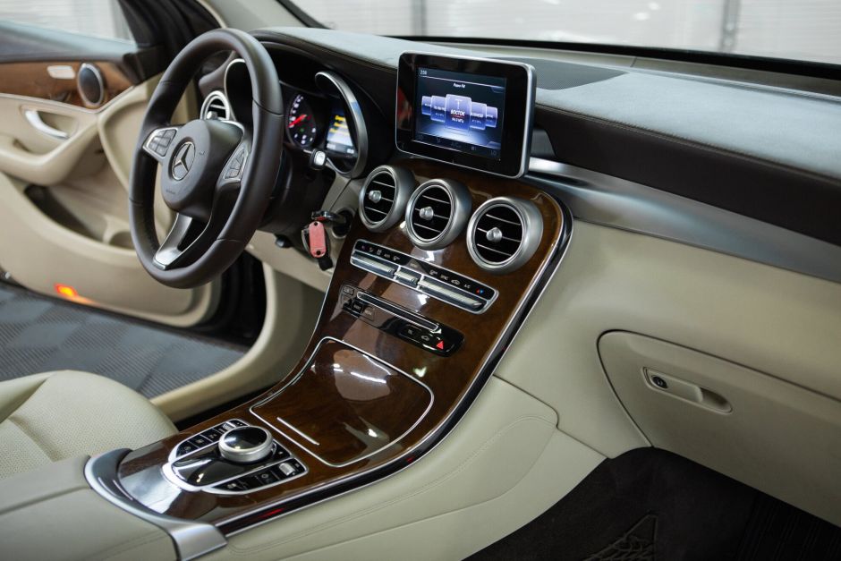 Mercedes-Benz GLC-класс 2.0 АКПП, 2015, 119 157 км фото 11