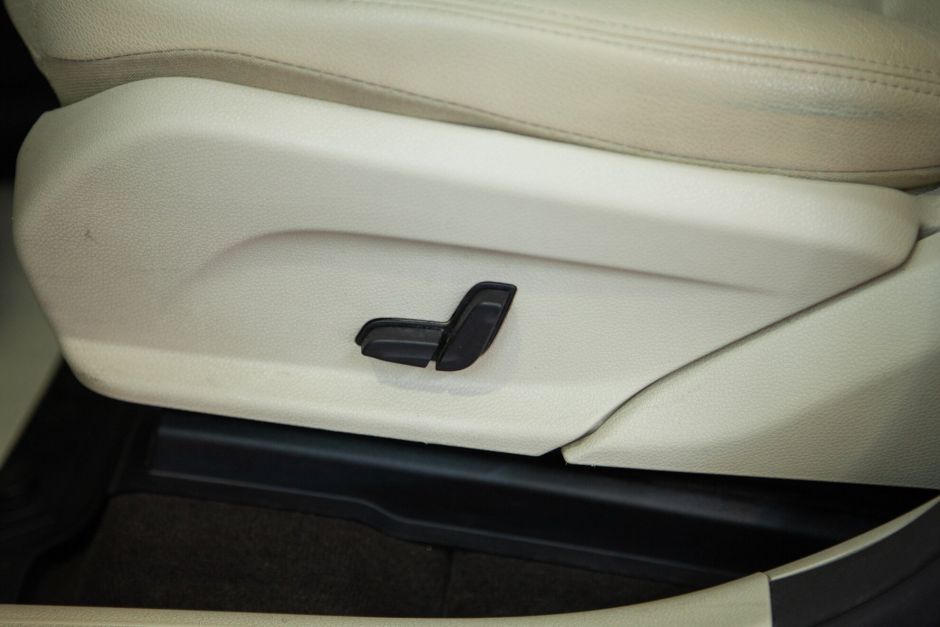 Mercedes-Benz GLC-класс 2.0 АКПП, 2015, 119 157 км фото 16