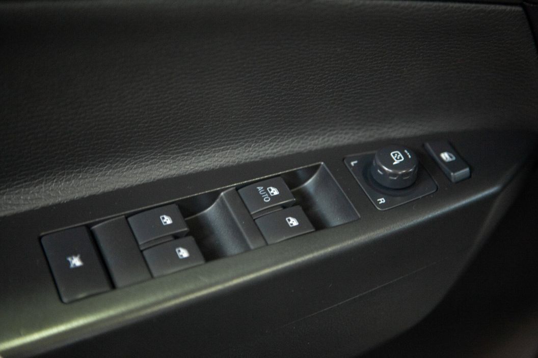 Opel Antara 3.2 АКПП, 2010, 145 887 км фото 15