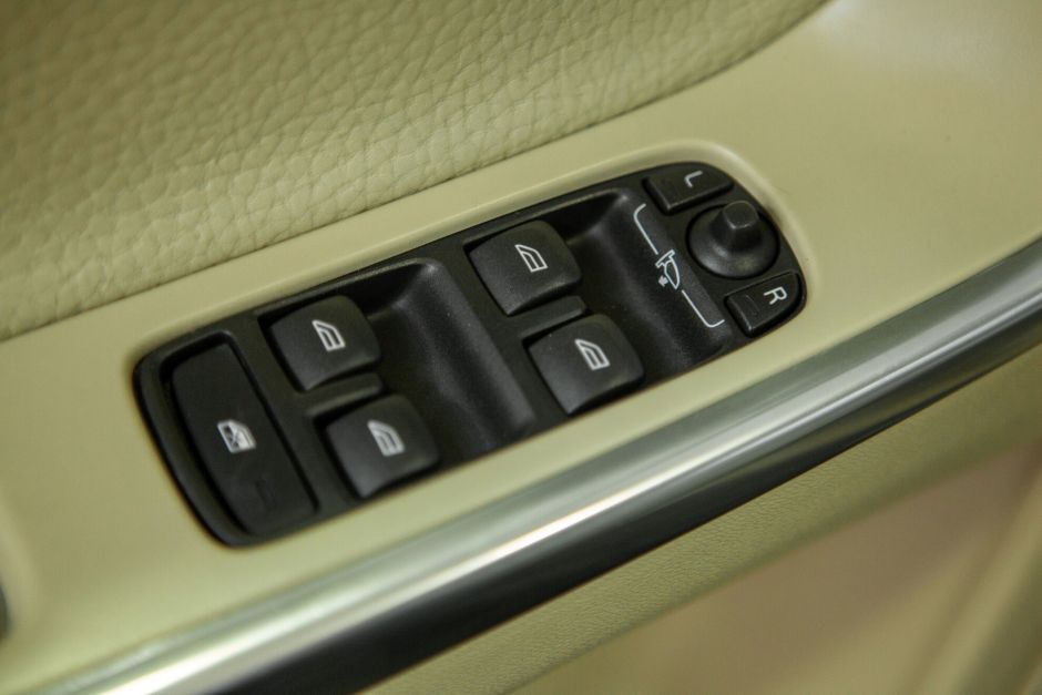 Volvo XC60 2.4 АКПП, 2013, 141 136 км фото 20