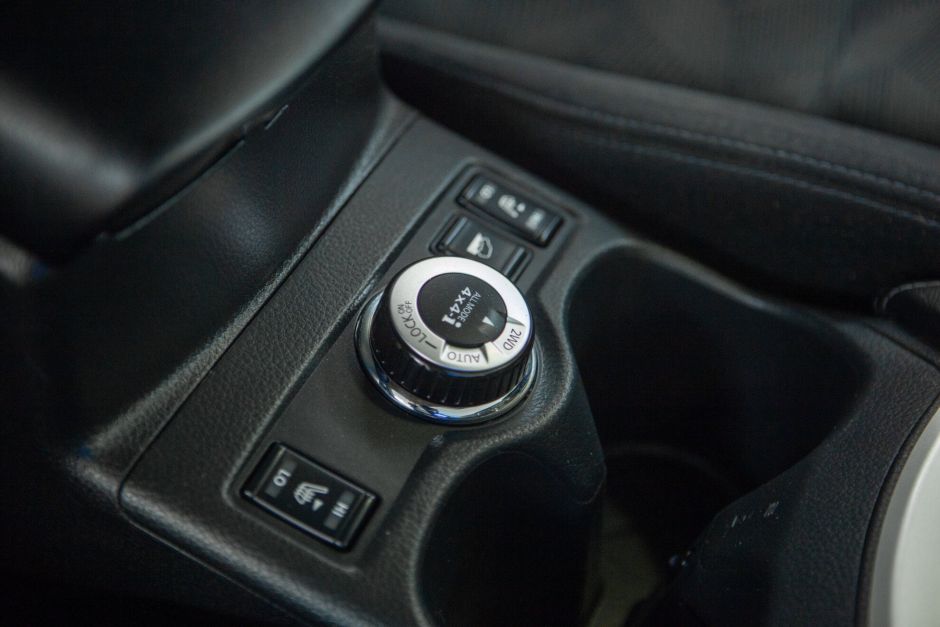 Nissan X-Trail 2.5 CVT, 2015, 103 302 км фото 14