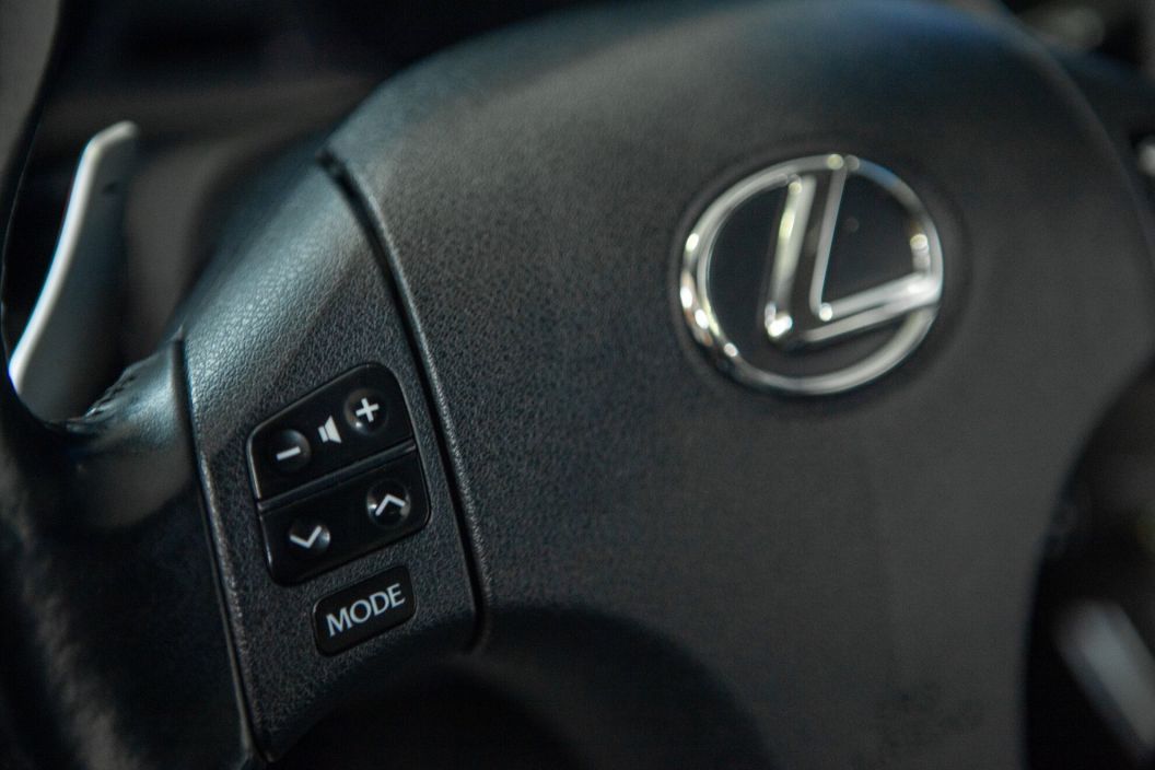 Lexus IS 2.5 АКПП, 2010, 147 264 км фото 8