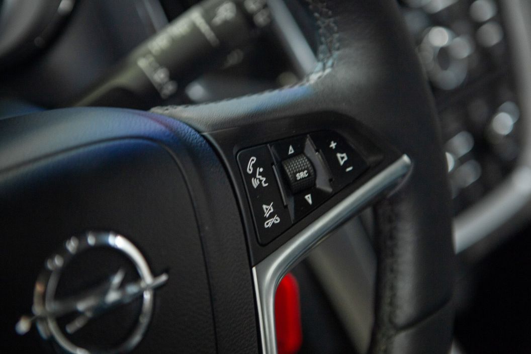 Opel Astra 1.6 АКПП, 2013, 124 585 км фото 10