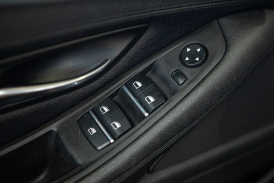 BMW 5 серии 2.0 АКПП, 2014, 122 323 км фото 18