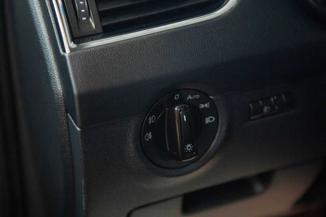 Skoda Octavia 2.0 РКПП, 2013, 124 258 км фото 8