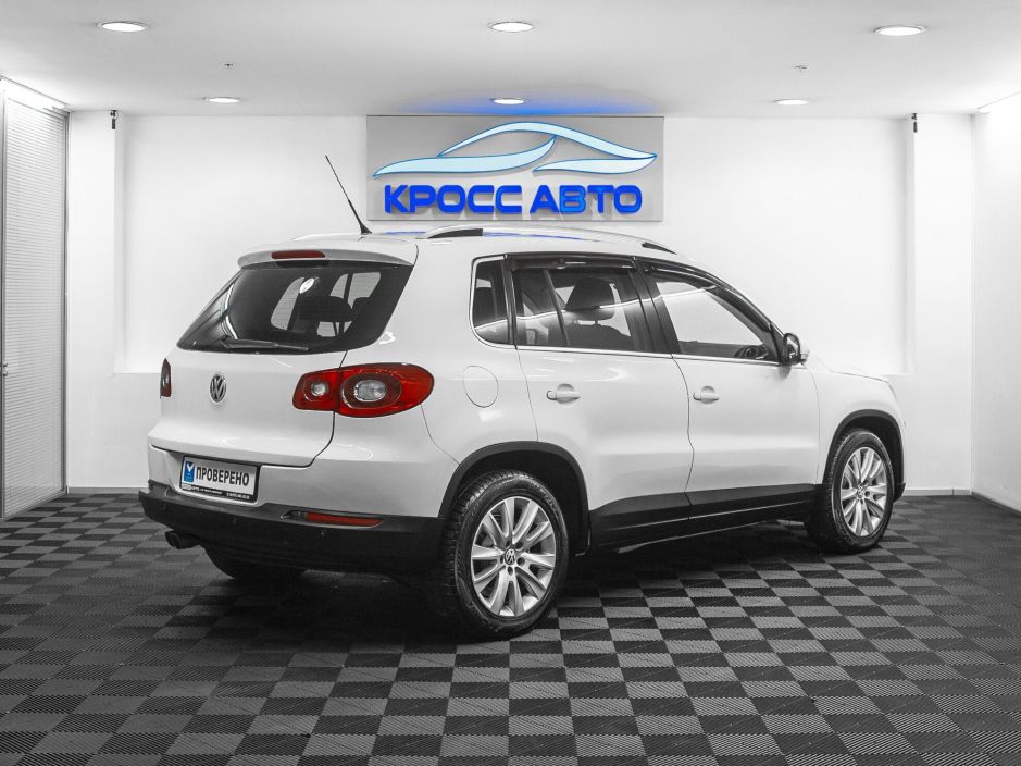 Volkswagen Tiguan 2.0 АКПП, 2009, 141 423 км фото 2