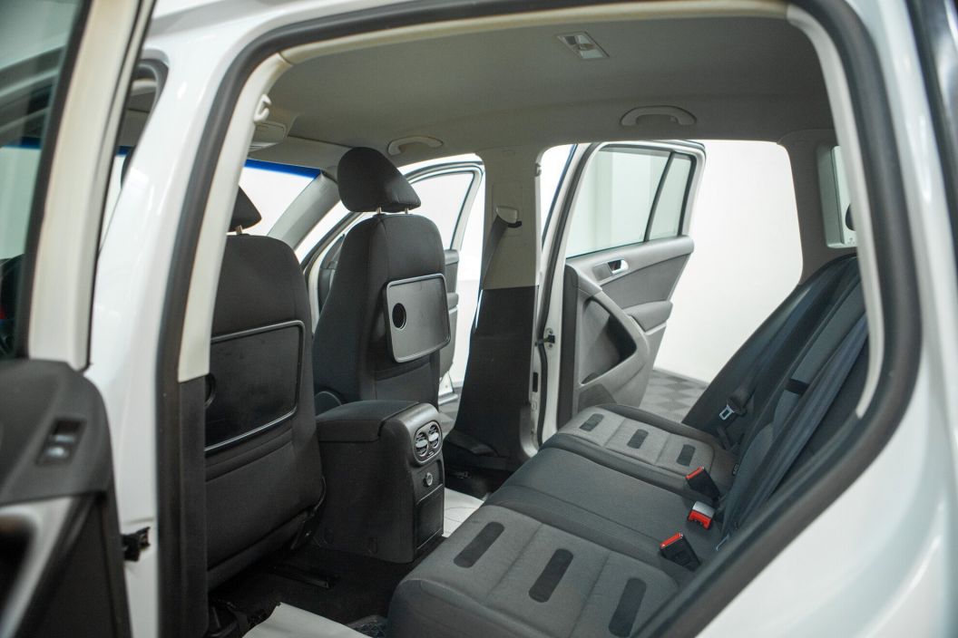 Volkswagen Tiguan 2.0 АКПП, 2009, 141 423 км фото 8